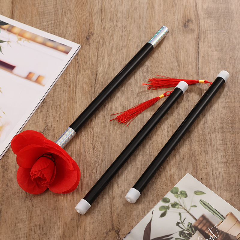 (34cm) Zaubertrick Rosen Zauberstab Optische Täuschung Spielzeug Magisches Illusions Zubehör - Schwarz / Rot / Silber