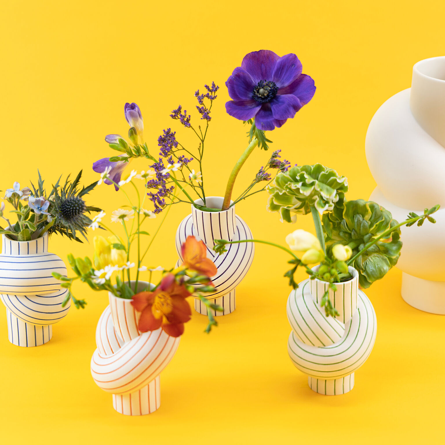 Node Stripes Apple Vase 12 cm