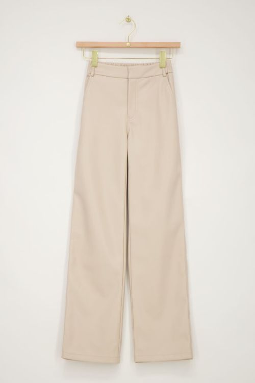 Beige leatherlook wide leg broek