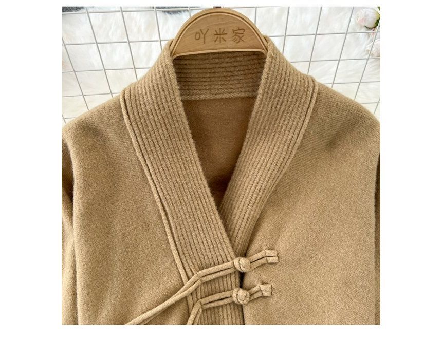 Yearnin - Set: Geribbelde tankjurk + gebreide cardigan met kikkerknoopjes