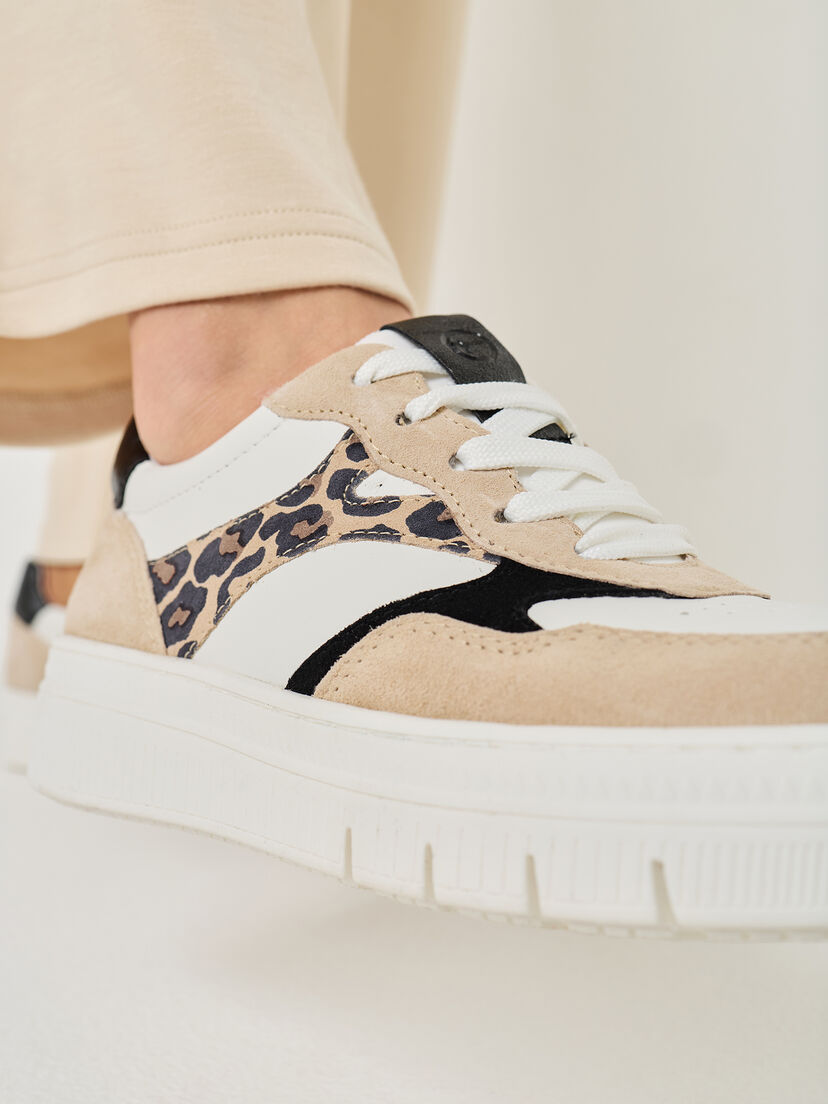 Sneaker - bruin