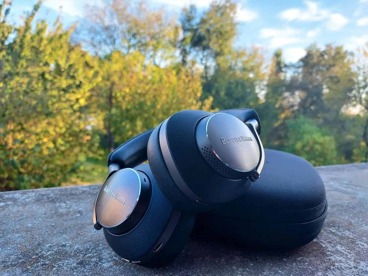 B&W PX8 Noir Casques Bluetooth