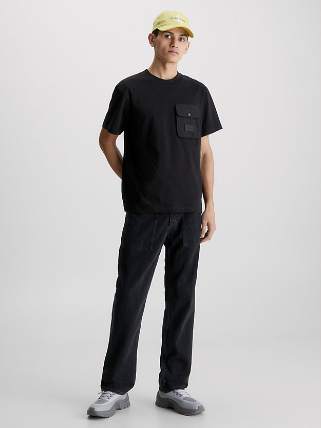 Camiseta de corte folgado com bolso