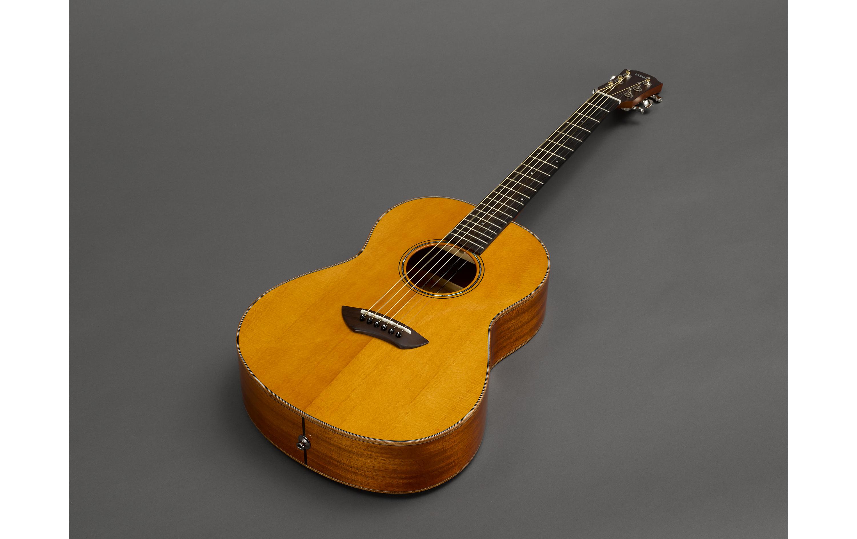 Westerngitarre CSF3M – Vintage Natural<br>Moderne Parlour-Westerngitarre mit Tonabnehmer
