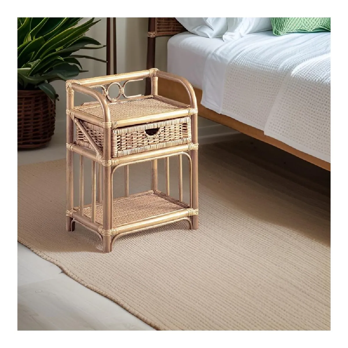 Aubry Gaspard Table de chevet en rotin Madiun