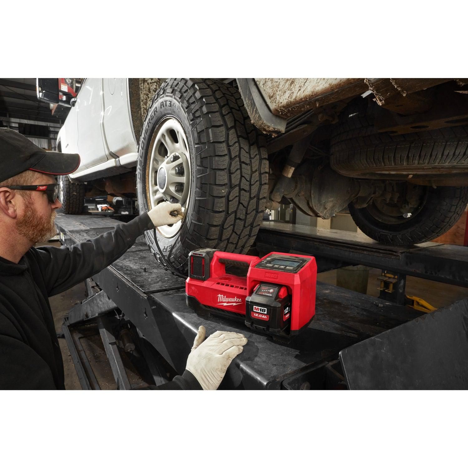 Milwaukee M18 BI-0 Accu Bandencompressor 18V Basic Body - 4933478706