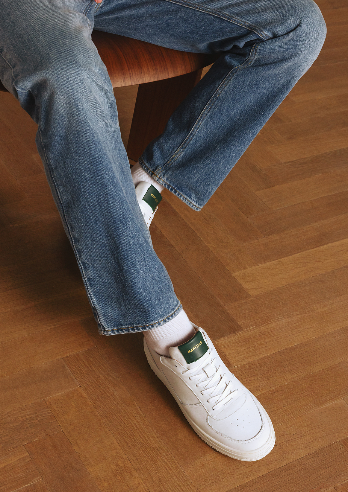 Witte leren sneakers