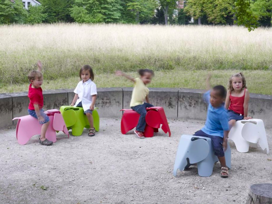 UCBL_Kinderstoel Eames Elephant ice grey