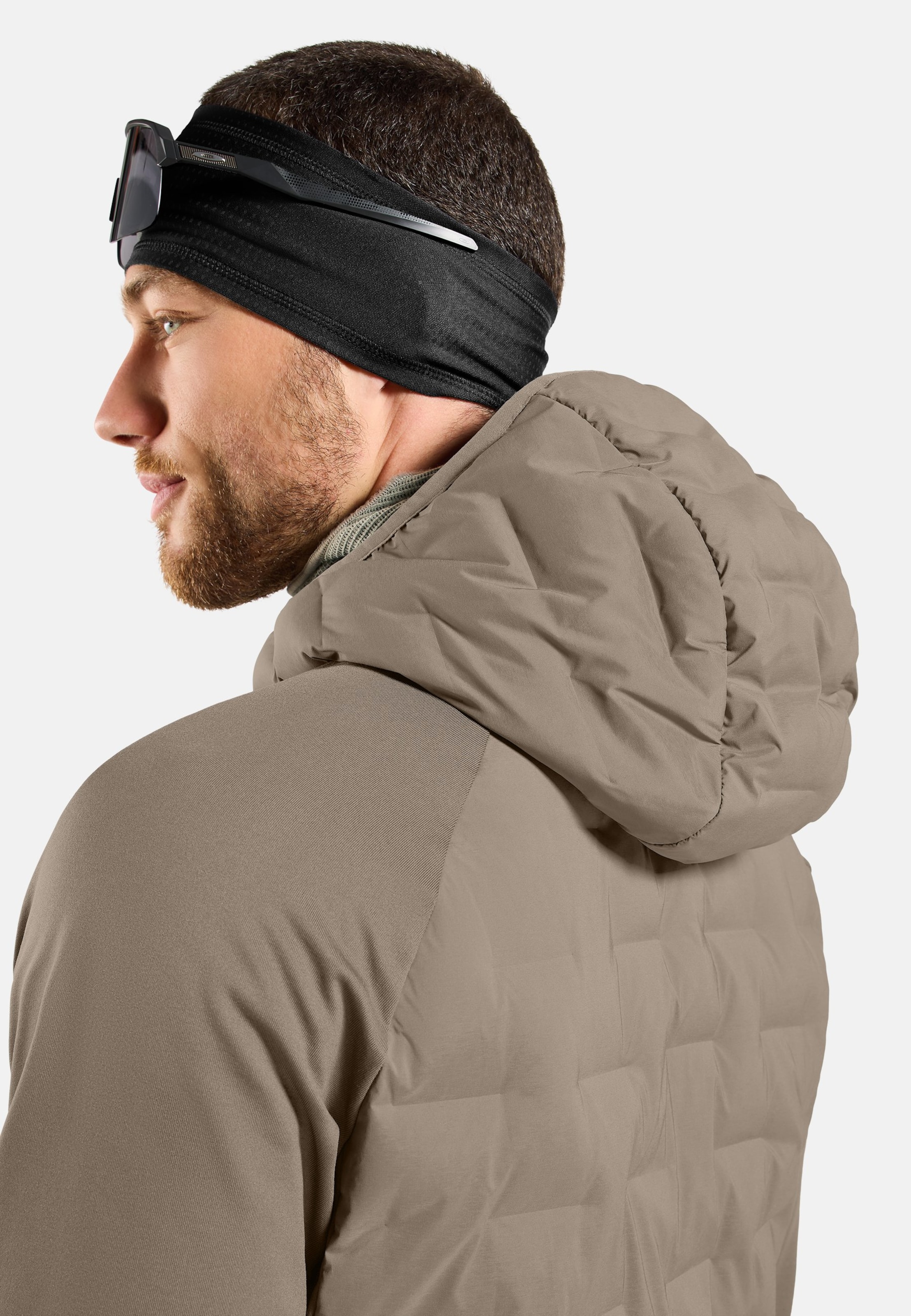 Zeroweight Insulator Hybrid Mid Layer mit Kapuze und Reissverschluss in cinder