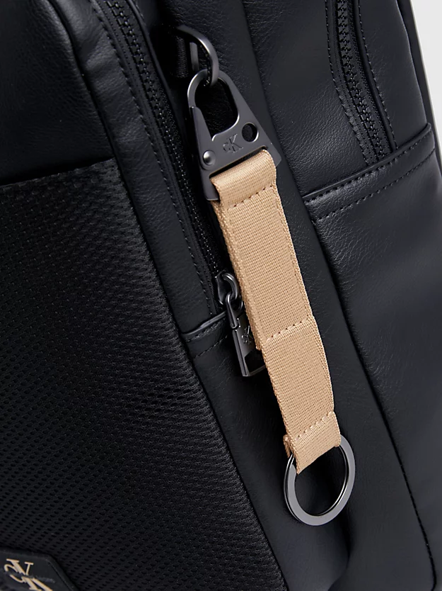 Mochila quadrada fina