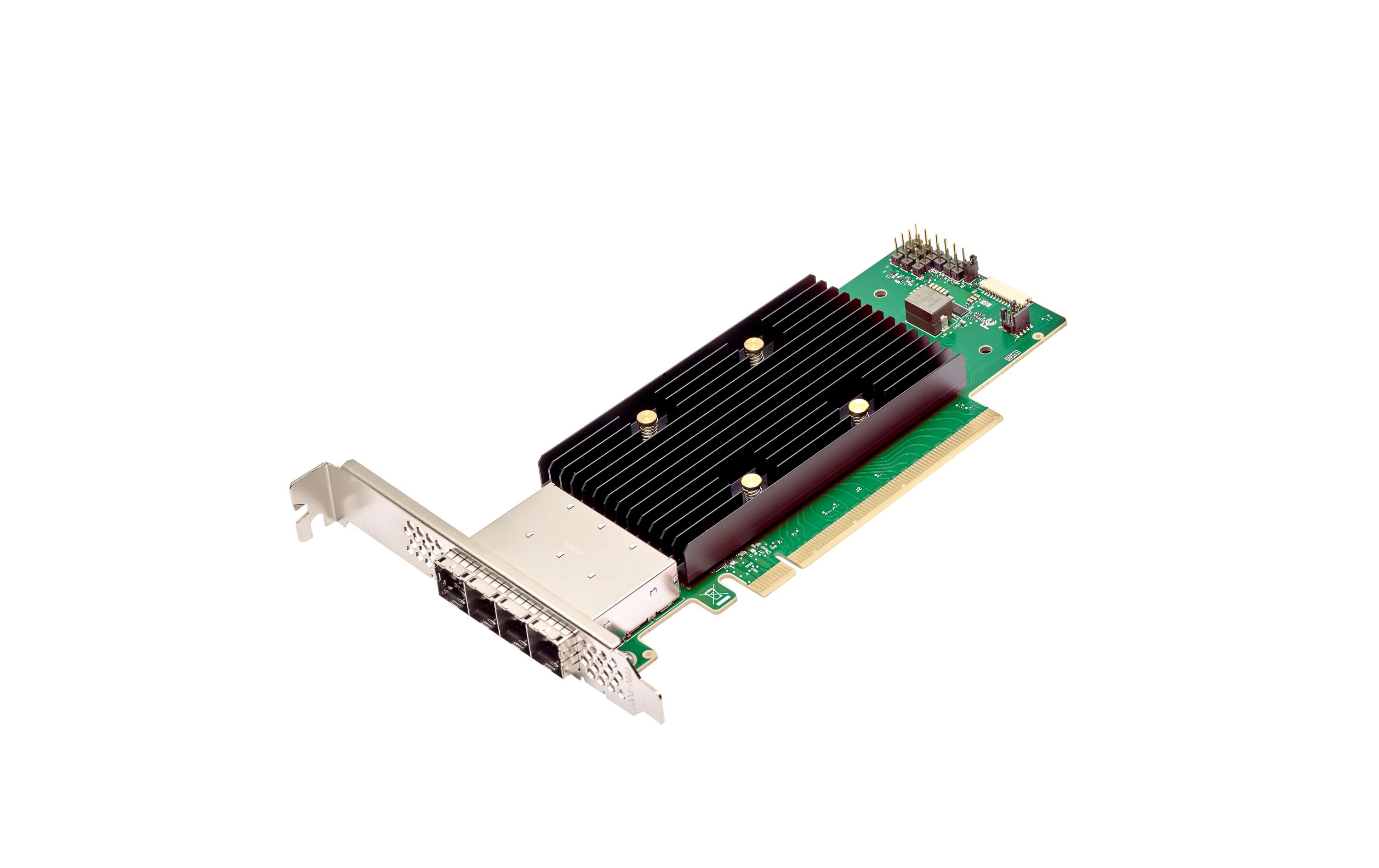Host Bus Adapter 9600W-16e<br>X16, PCIe 4.0 eHBA mit 16 breiten externen Anschlüssen für hohe Leistung und erweiterte Konnektivität