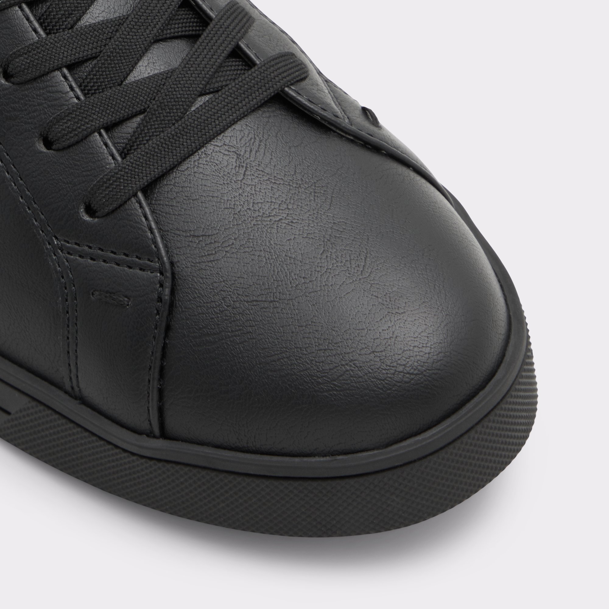 Monospec Black Synthetic Smooth Men Low top