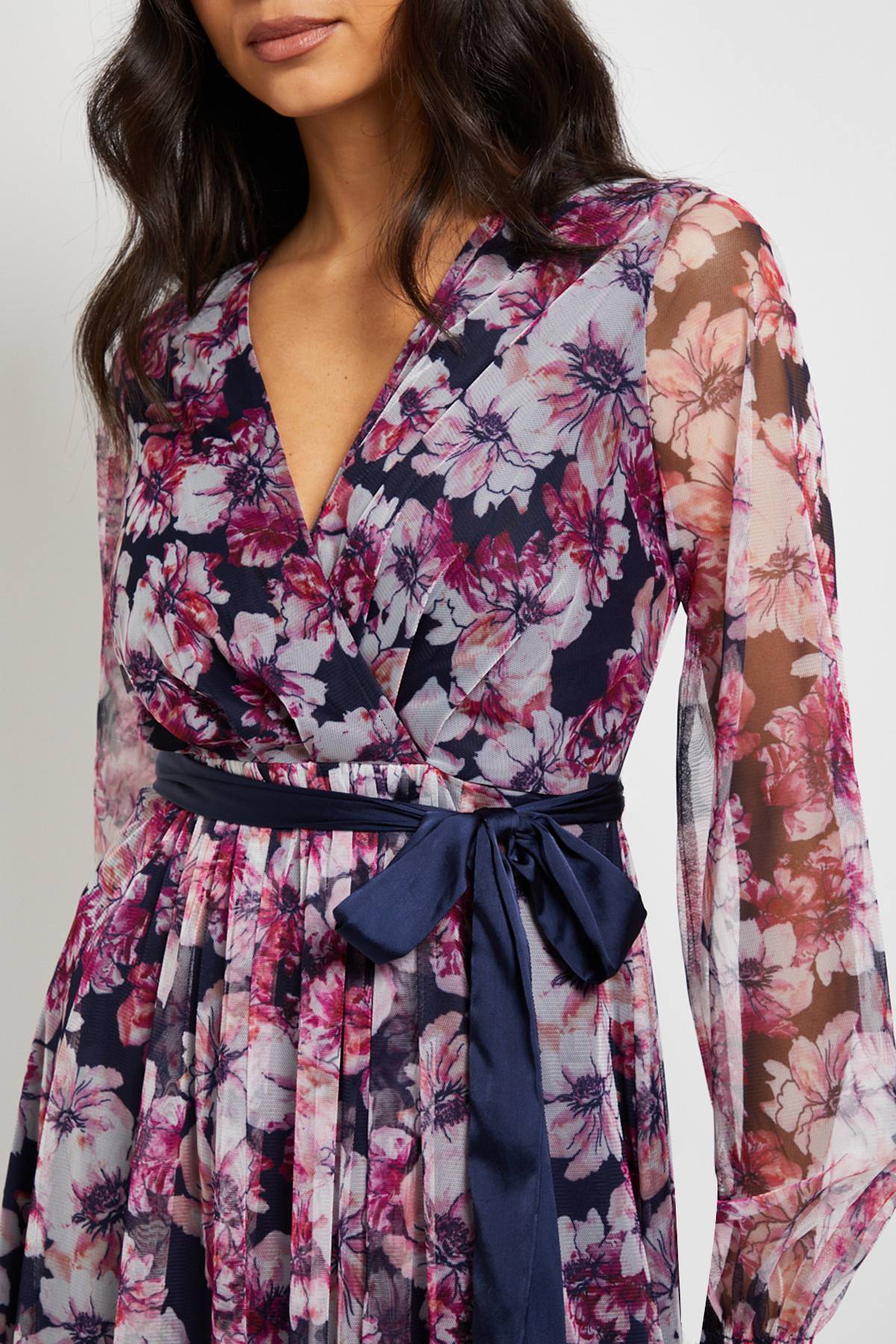 Wallis Robe Midi en Satin à Nouer avec Superposition de Tulle Floral