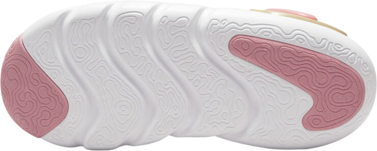 Nike Dynamo GO FlyEase sneakers Pink