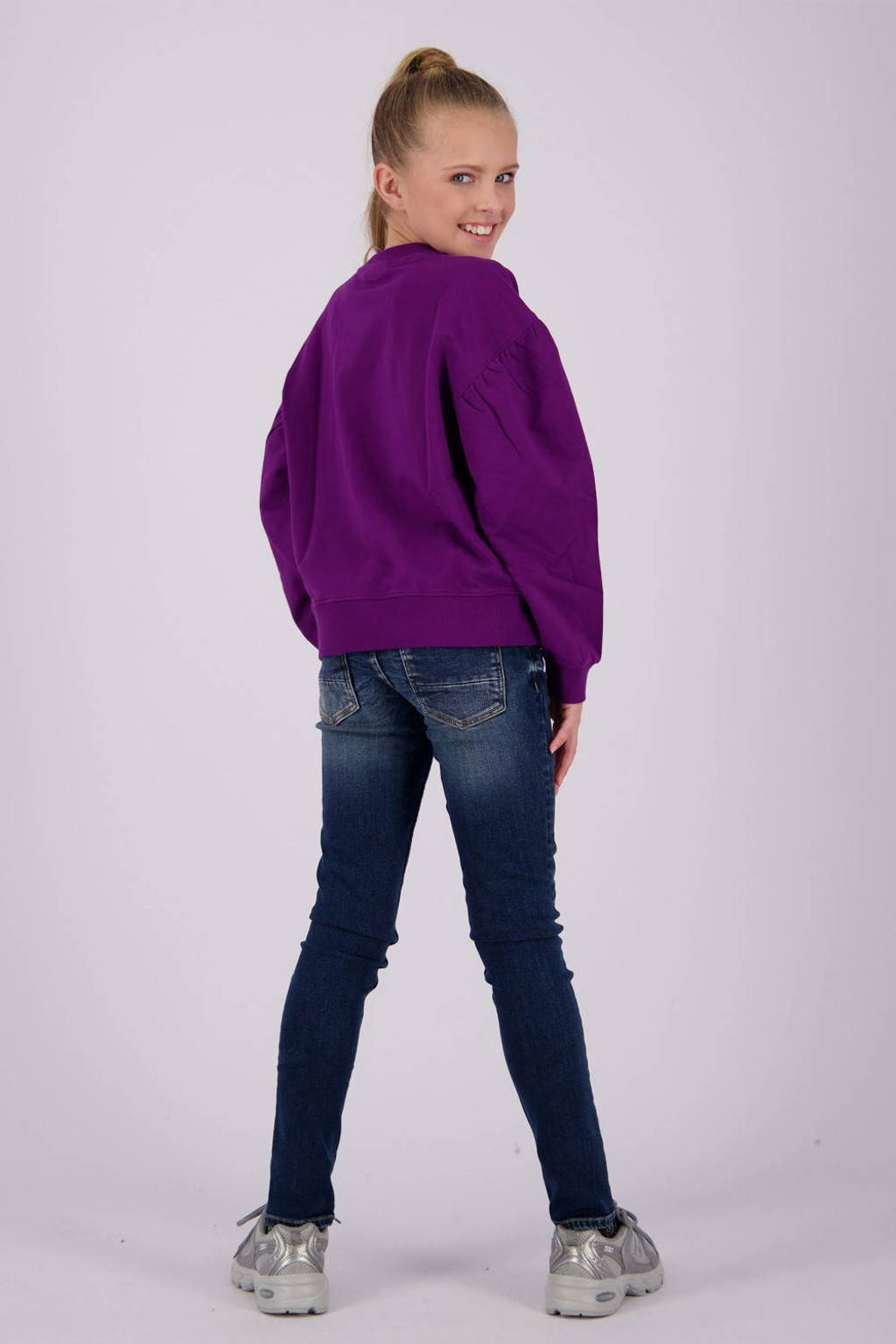 Vingino sweater Noran met tekst paars