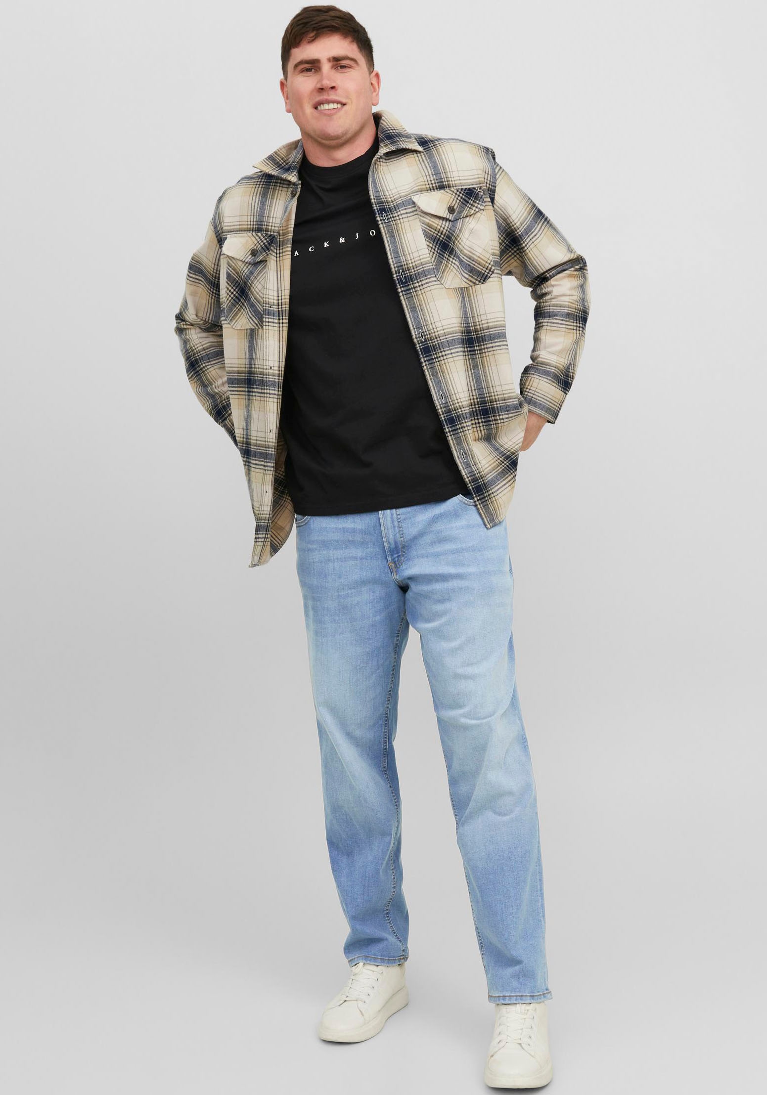 Jack & Jones PlusSize Tapered-fit-Jeans »JJIMIKE mit Abriebeffekten und funktionalen Taschen«, mit Used-Optik