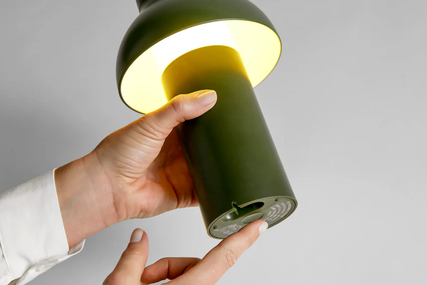 HAY  PC Portable lampe - olive