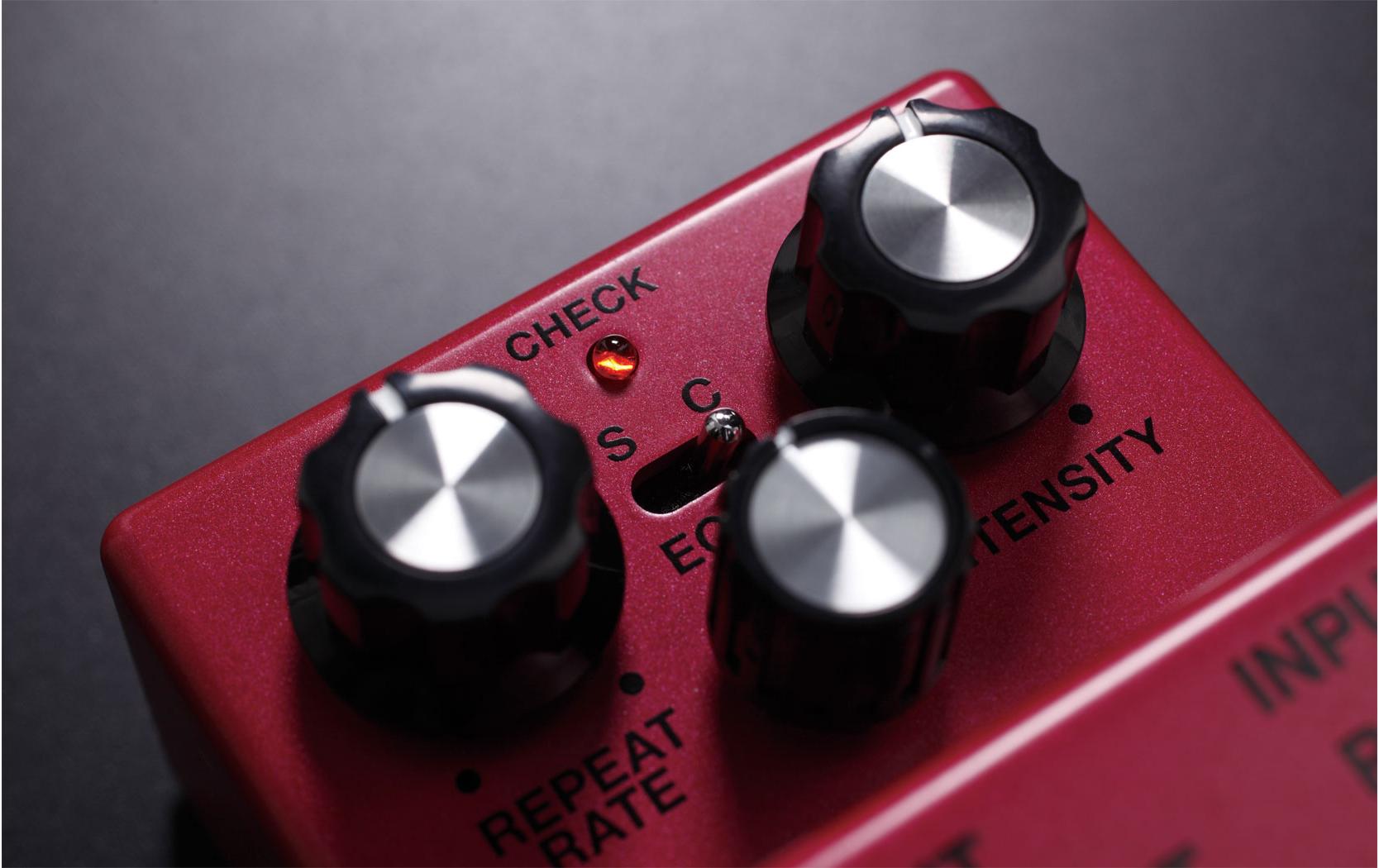 Pedal DM-2W<br>Einer der meistgesuchten Effektklassiker bei Gitarristen