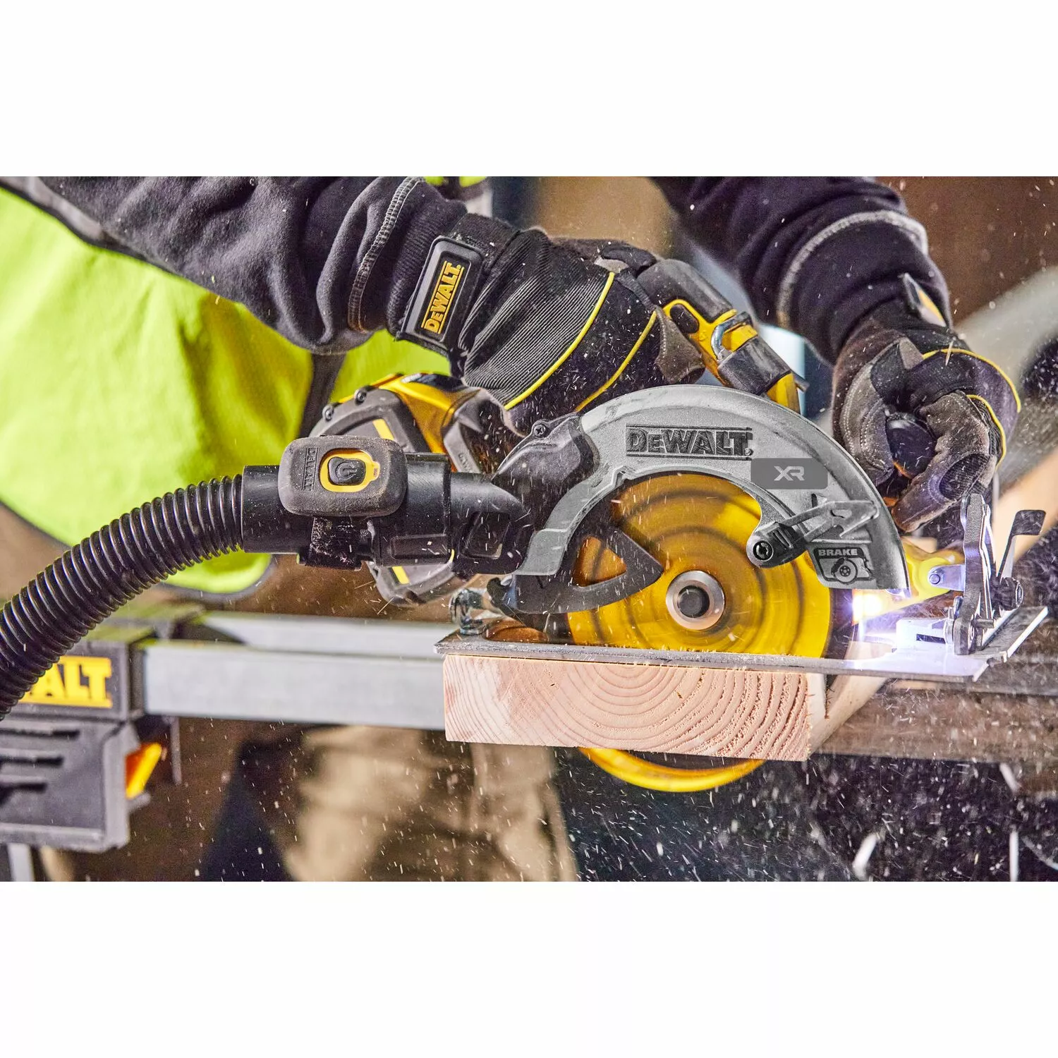 DeWALT DCS573NT-XJ 18V Li-ion FlexVolt Accu Cirkelzaag body in TSTAK koffer - 190 mm