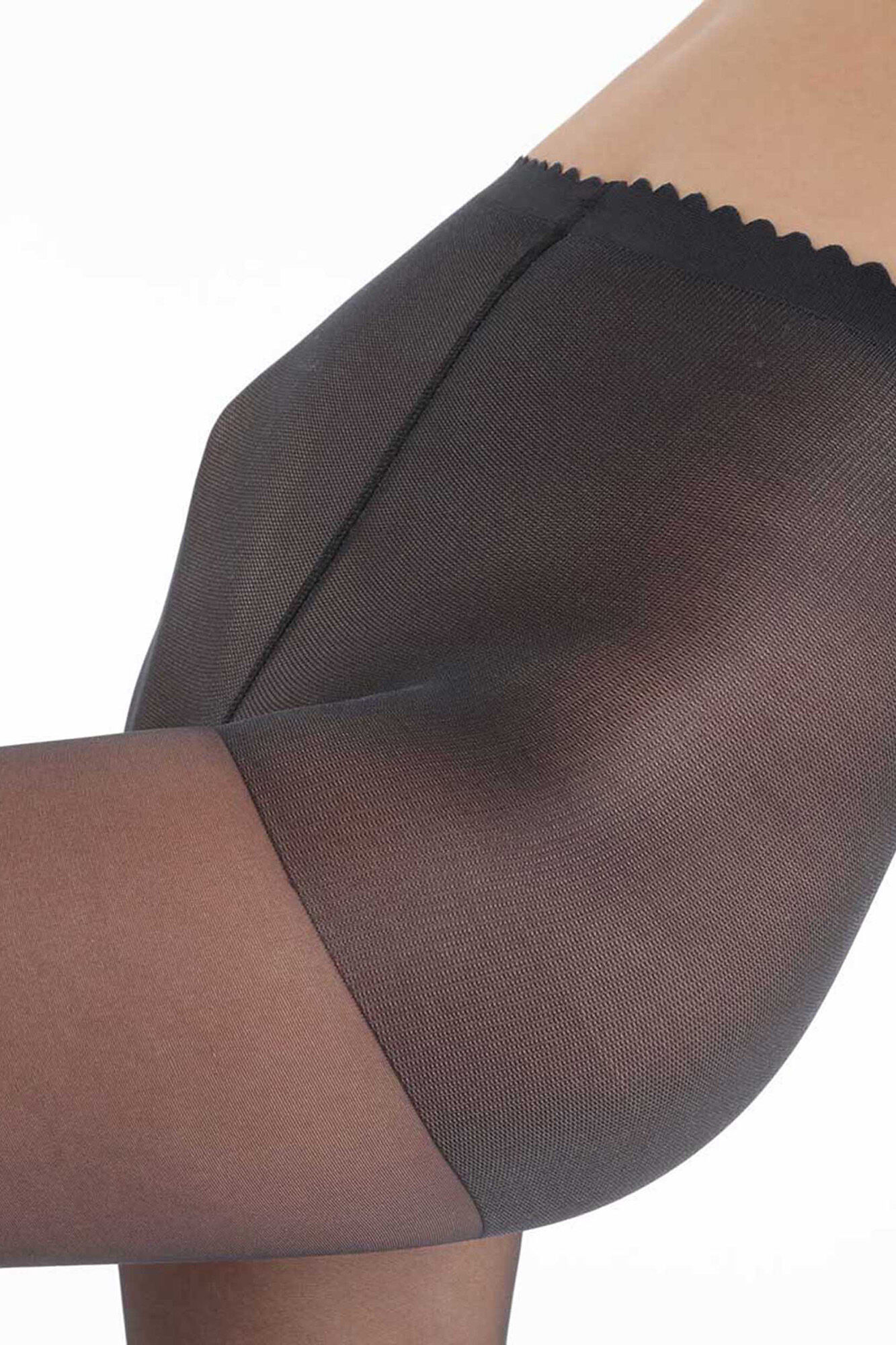 Meia-calça marrom opaca sem demarcação 40 DEN - marrom