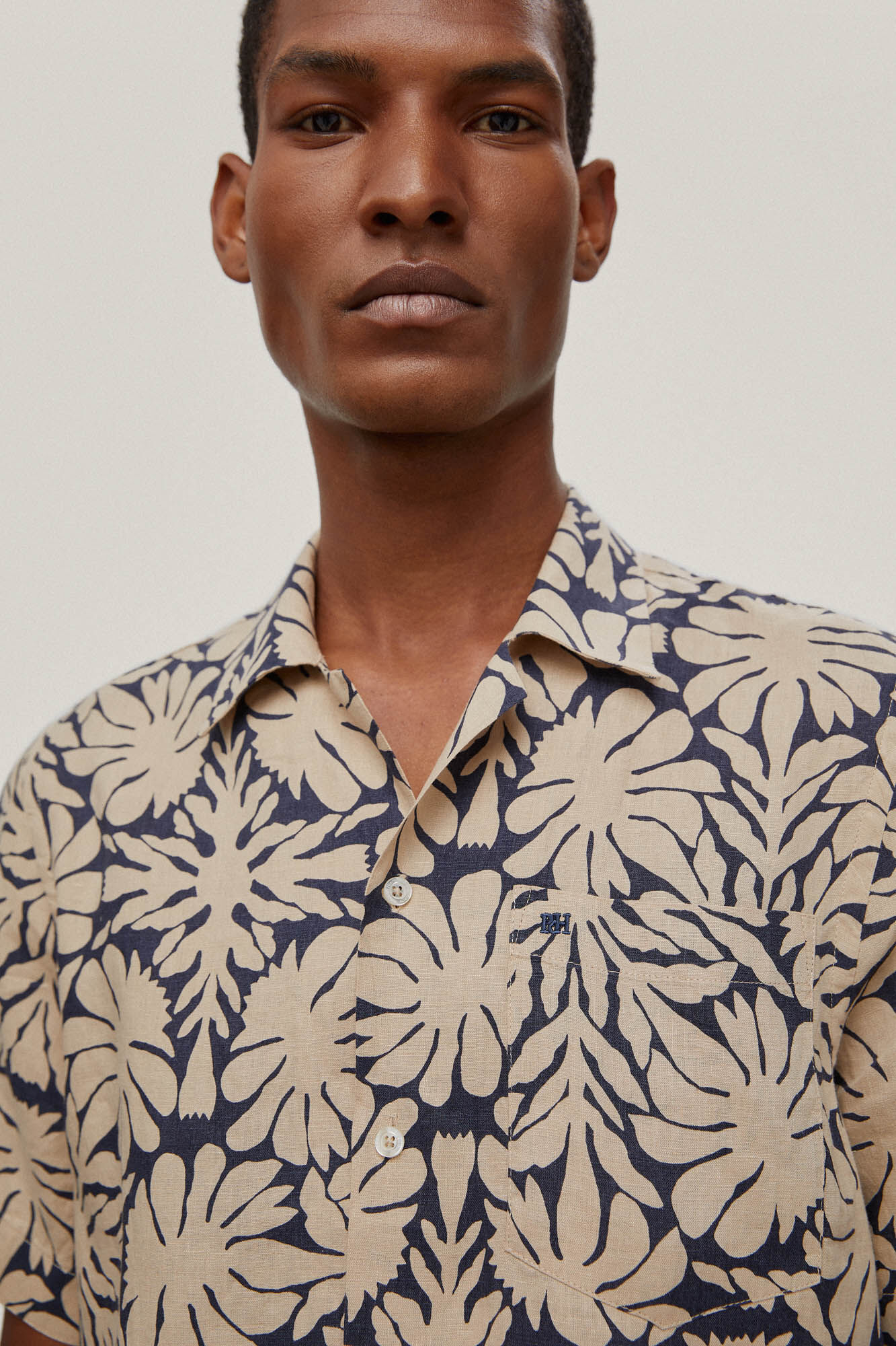 Camisa estampada de manga curta em tecido italiano - Azul
