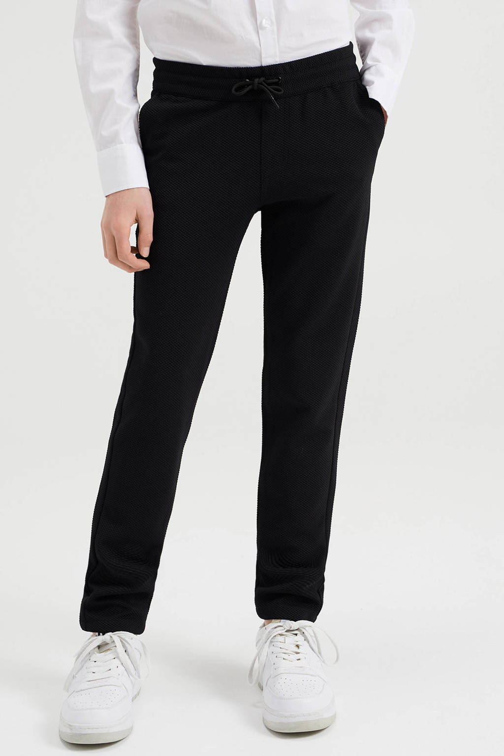 WE Fashion slim fit broek zwart