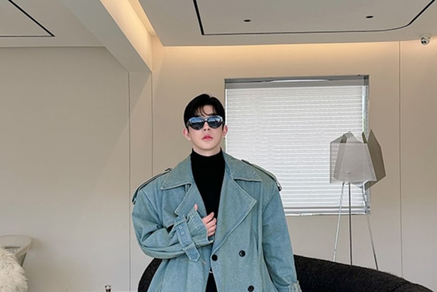 Patow - Gewassen denim trenchcoat met dubbele rij knopen