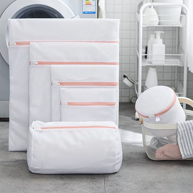 Tvättpåsar 6 delar Set olika storlekar polyester (Vit)