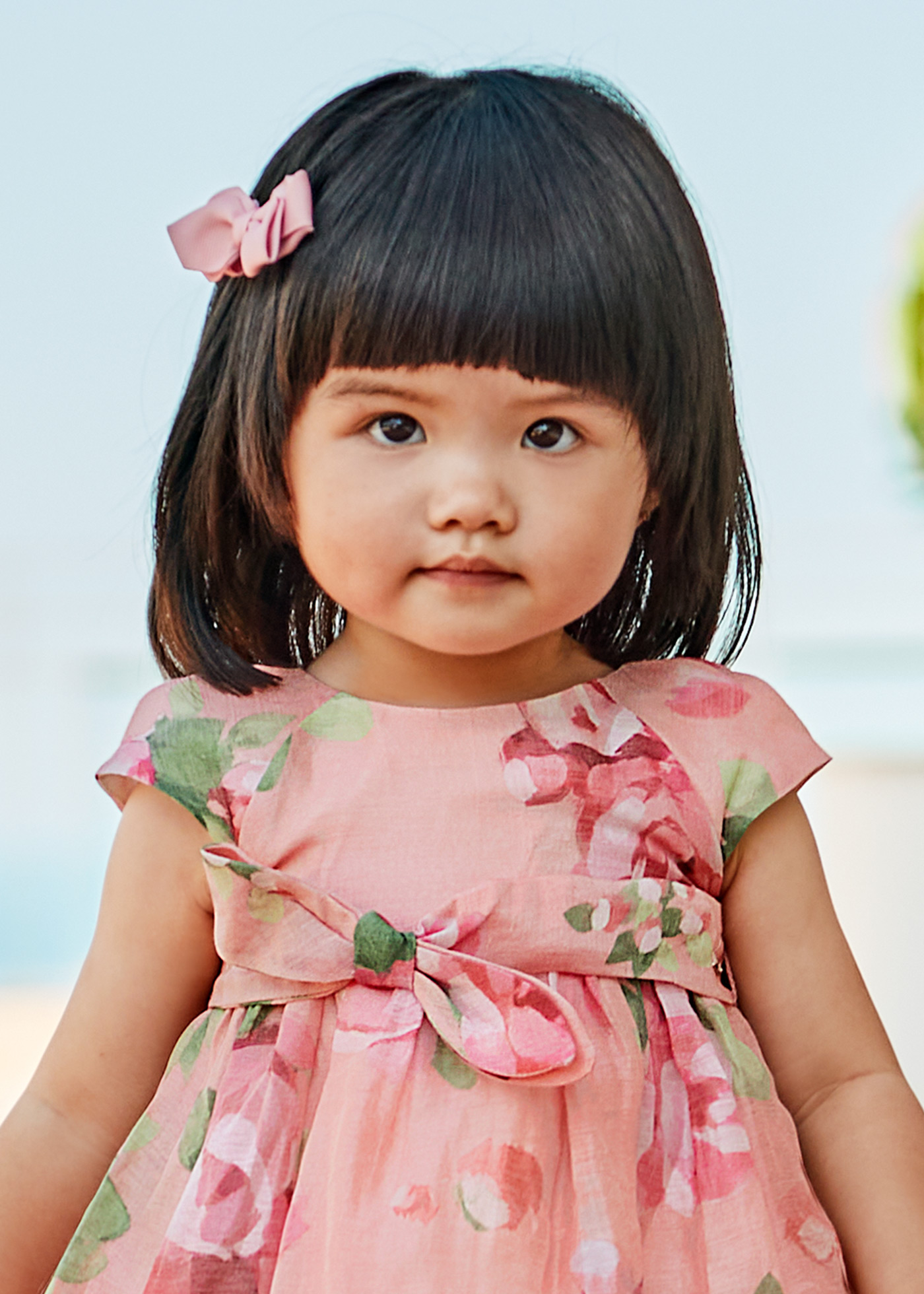 Vestido de bebê em linho com estampa floral