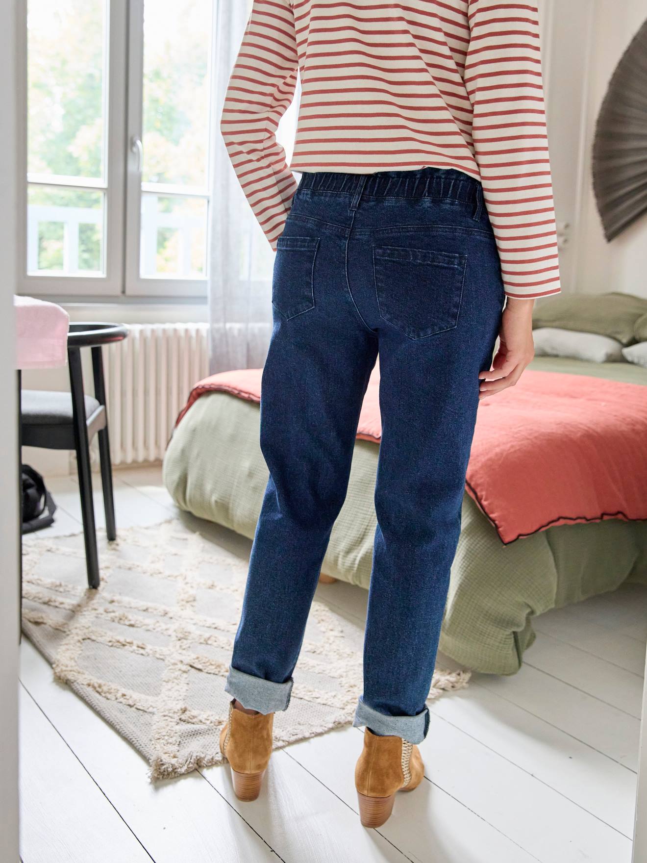 Calça jeans de maternidade Paperbag com faixa de pedraria sem costura