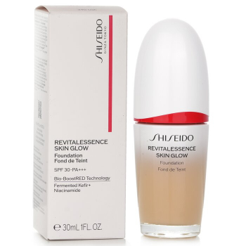 Shiseido Revitalessence Skin Glow Foundation SPF 30