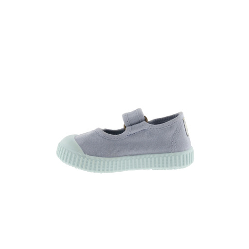 Sapatos Victoria 1915 estilo Mary Jane em lona com fecho de velcro e sola em tons pastel.