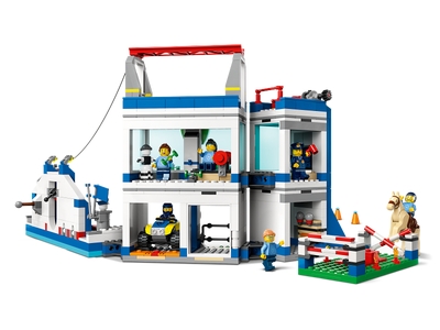 LEGO Politietraining academie (60372)