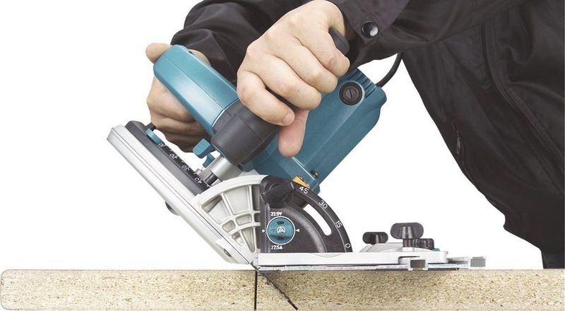 Makita SP6000J1X2 - Invalzaag - 1300W - 165mm - Inclusief Geleiderail in Mbox