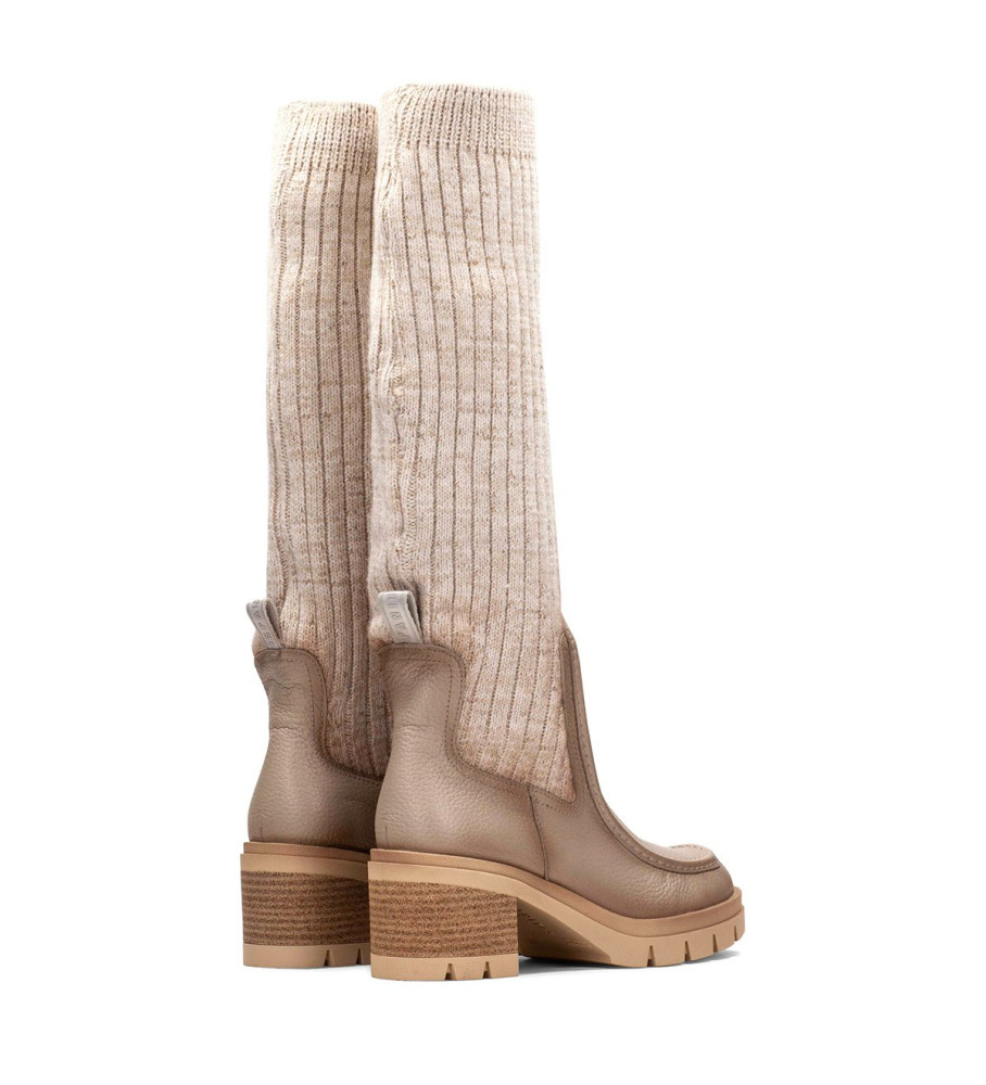 Botas Hispanitas Ingrid em couro marrom - Salto de 6 cm