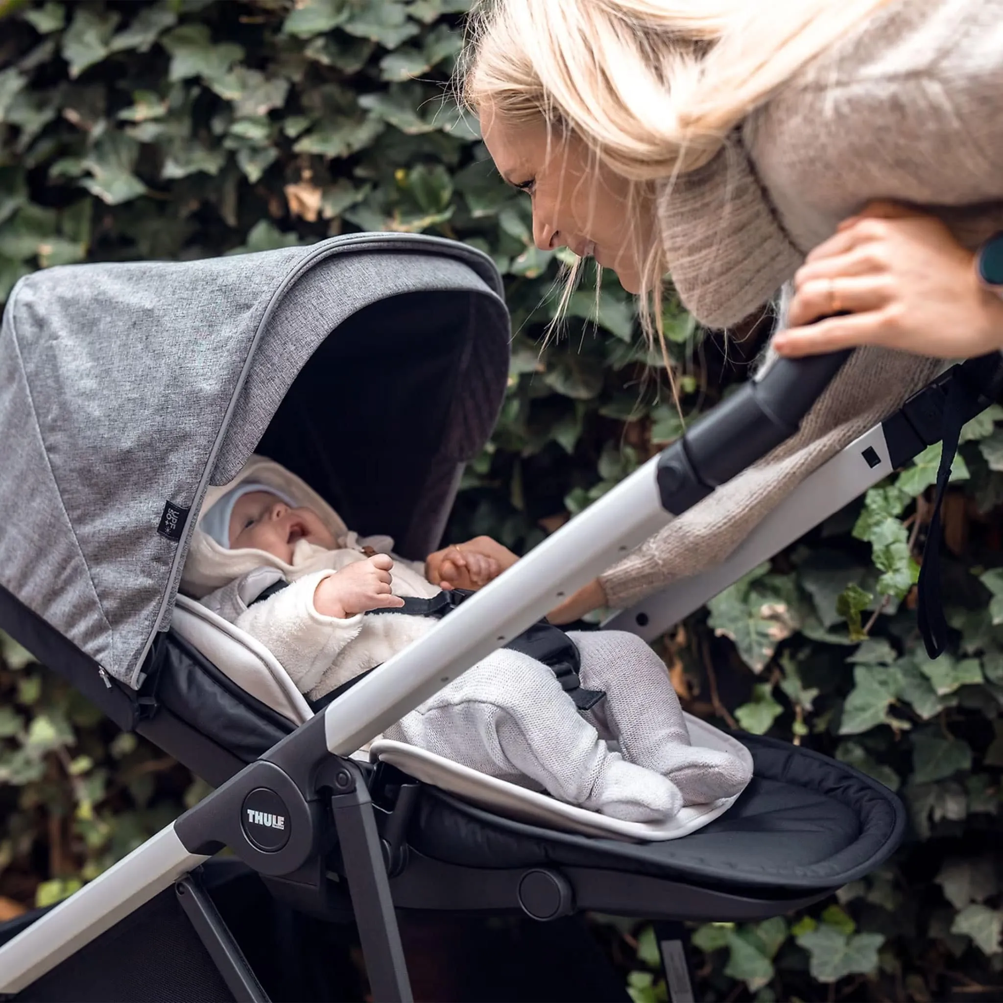 Thule Insertion Nouveau-Né – Urban Glide2  Spring  Shine