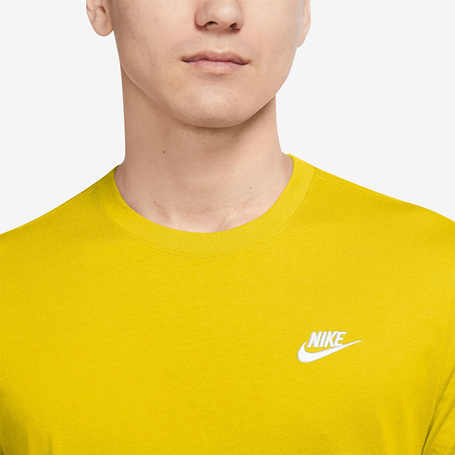 Nike Sportswear Club Zomerset