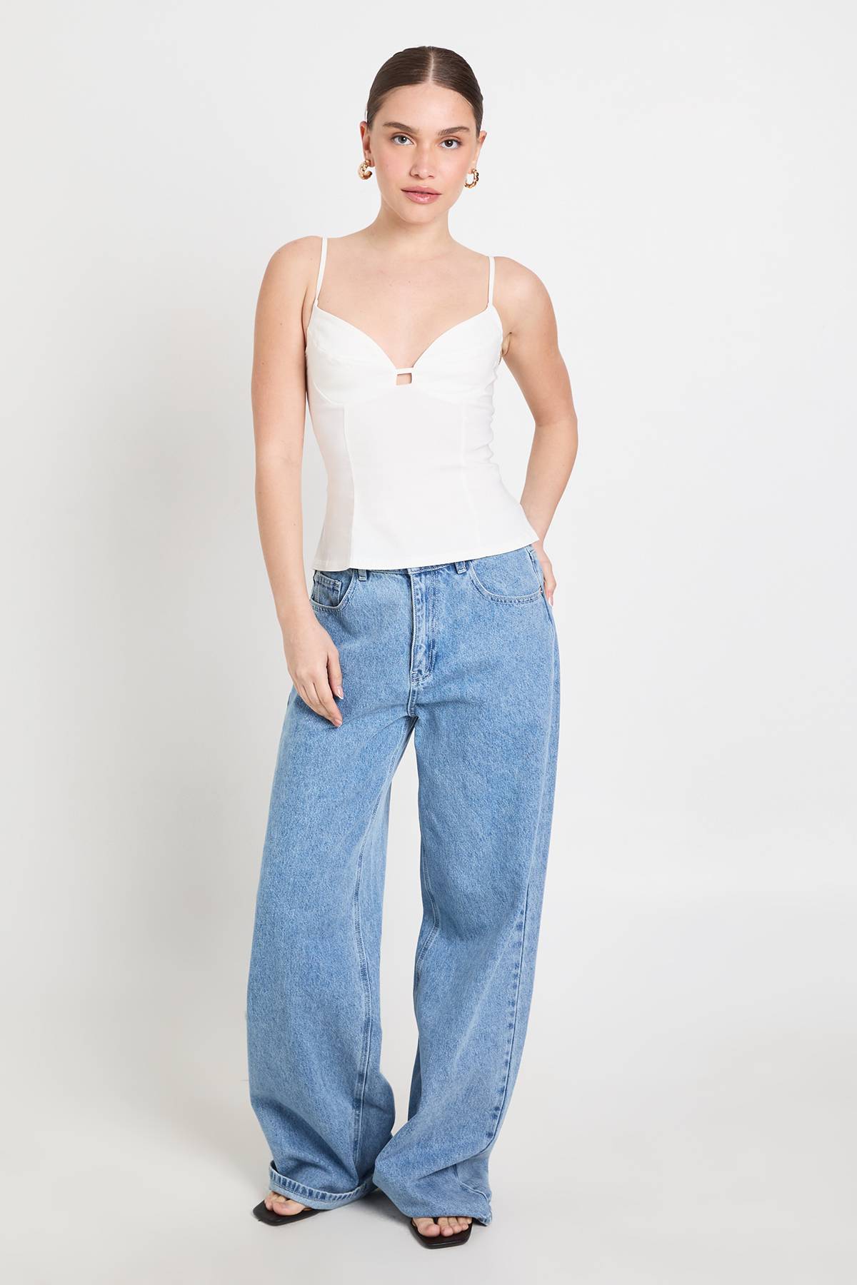 boohoo Haut Corset À Bretelles En Bengaline Avec Découpes