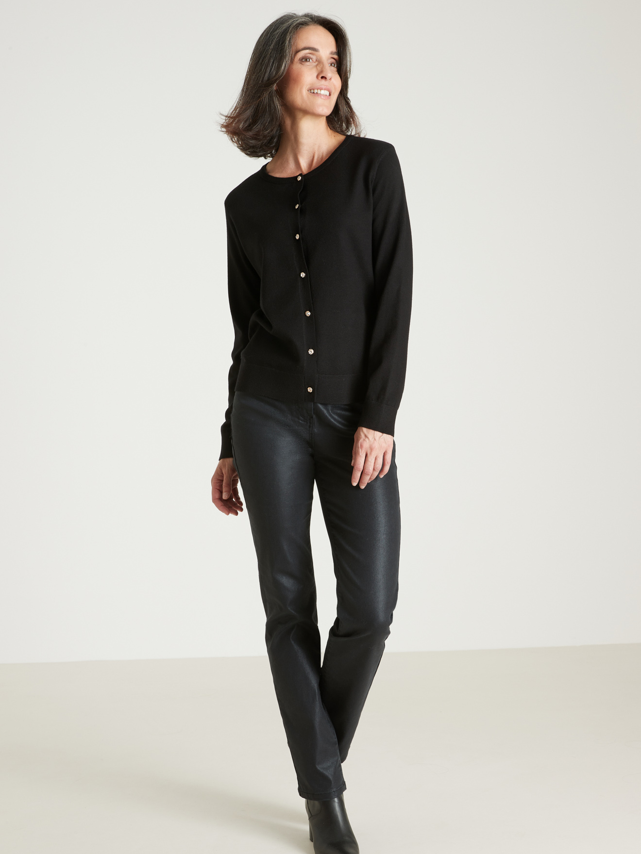 Cardigan élégant boutons-bijoux