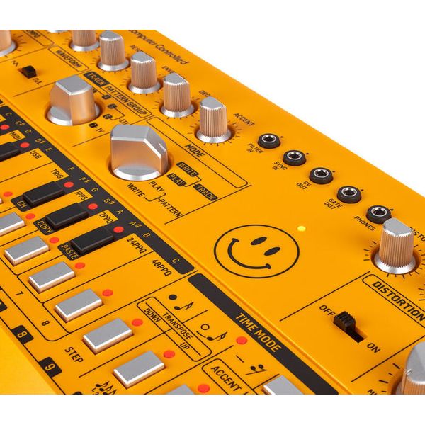 Behringer TD-3-AM Yellow Acid Edition