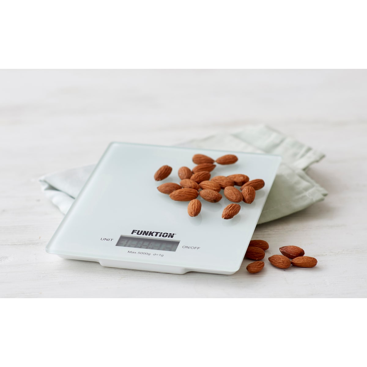 Funktion Kitchen scale White