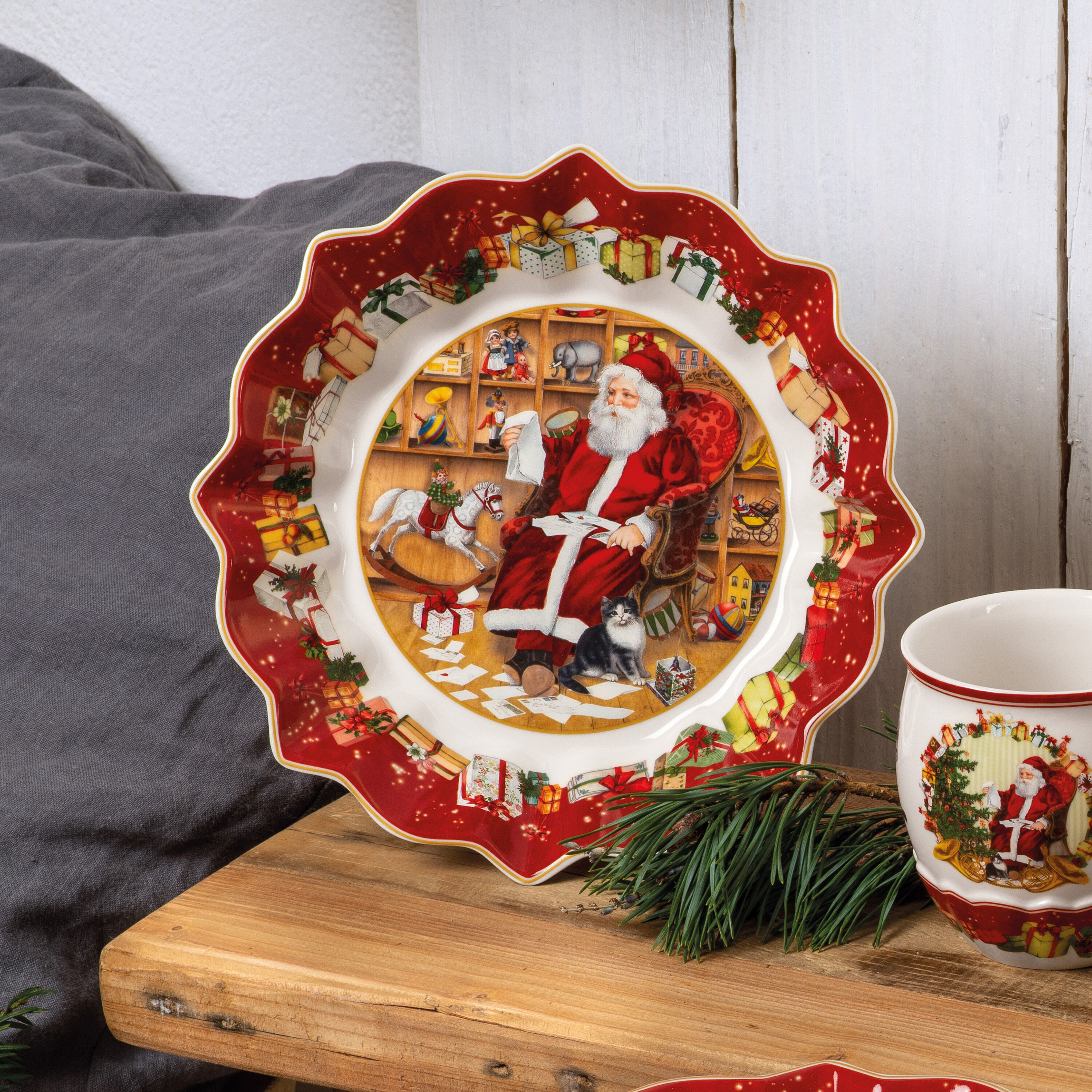 Toy's Fantasy Bowl Multi-colored, 14.6 oz, Premium Porcelain