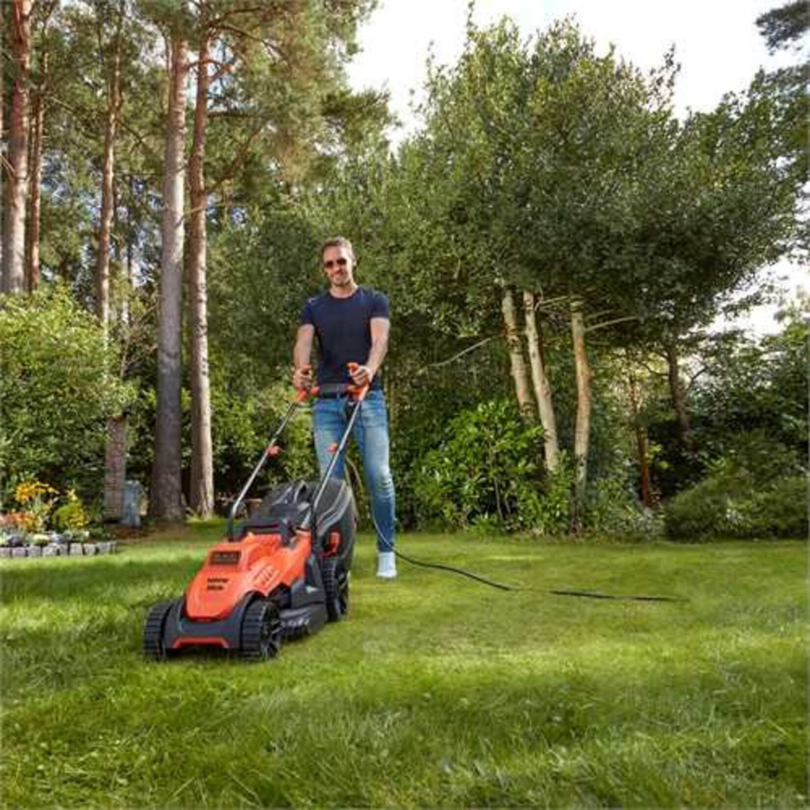 BLACK+DECKER Rasenmäher Rasenmäher BEMW461BH-QS, 34cm