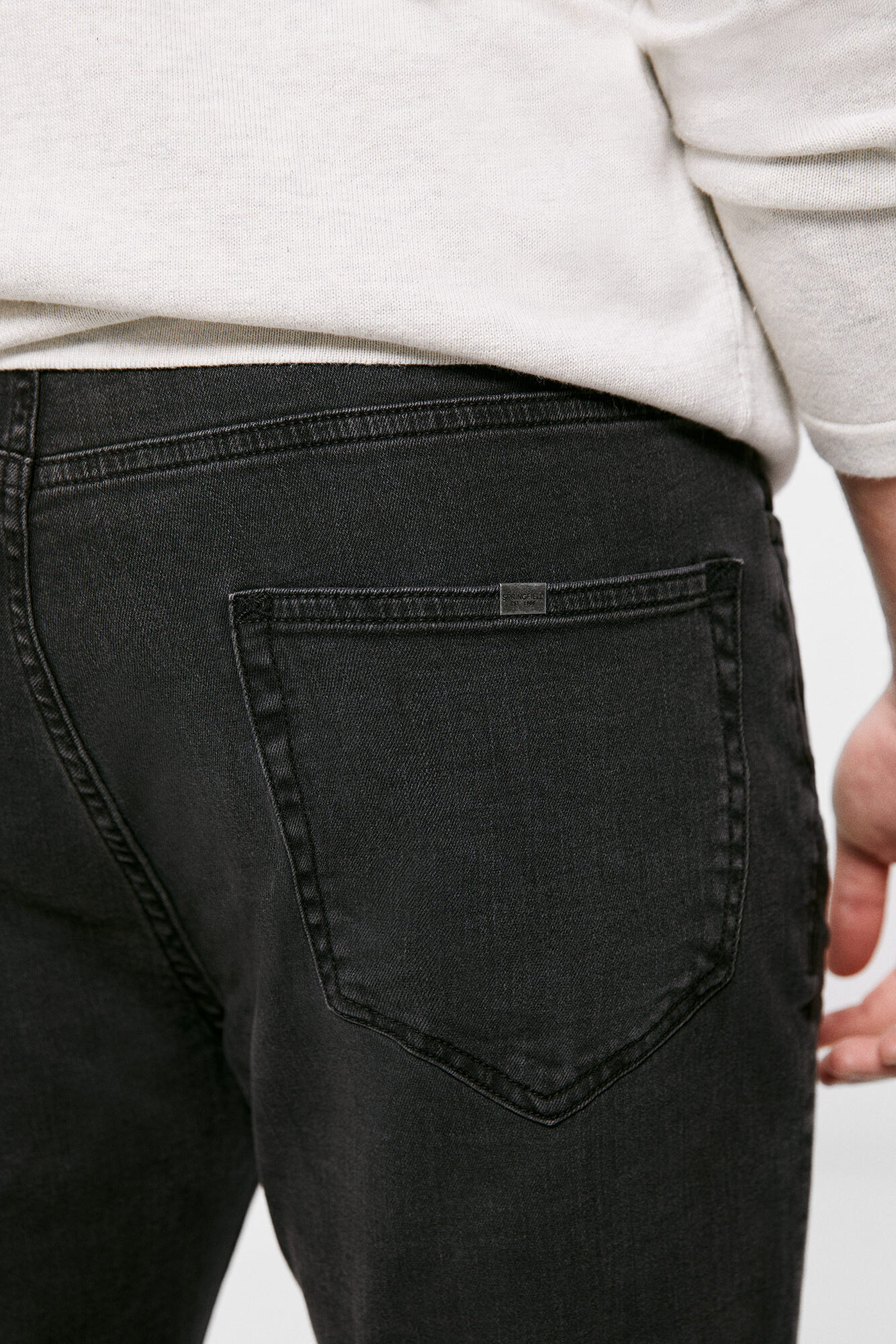 calça jeans skinny preta lavada