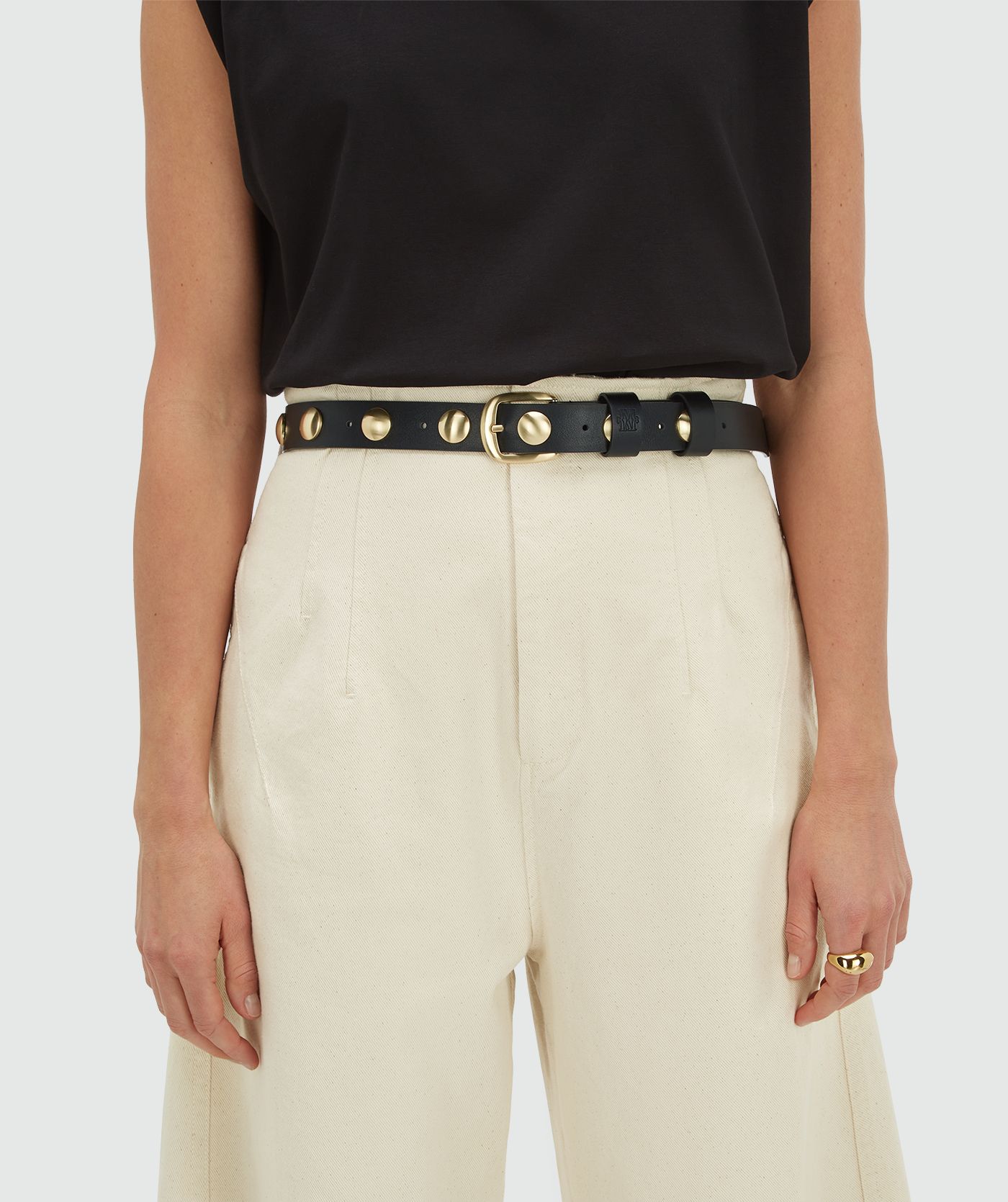 JV-STELLA riem met studs - black