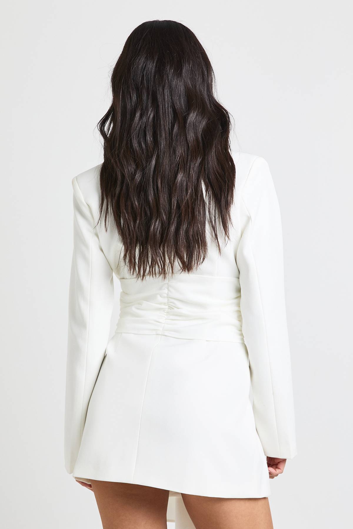 boohoo Robe Blazer Cintrée Avec Ceinture Obi Nouée À La Taille