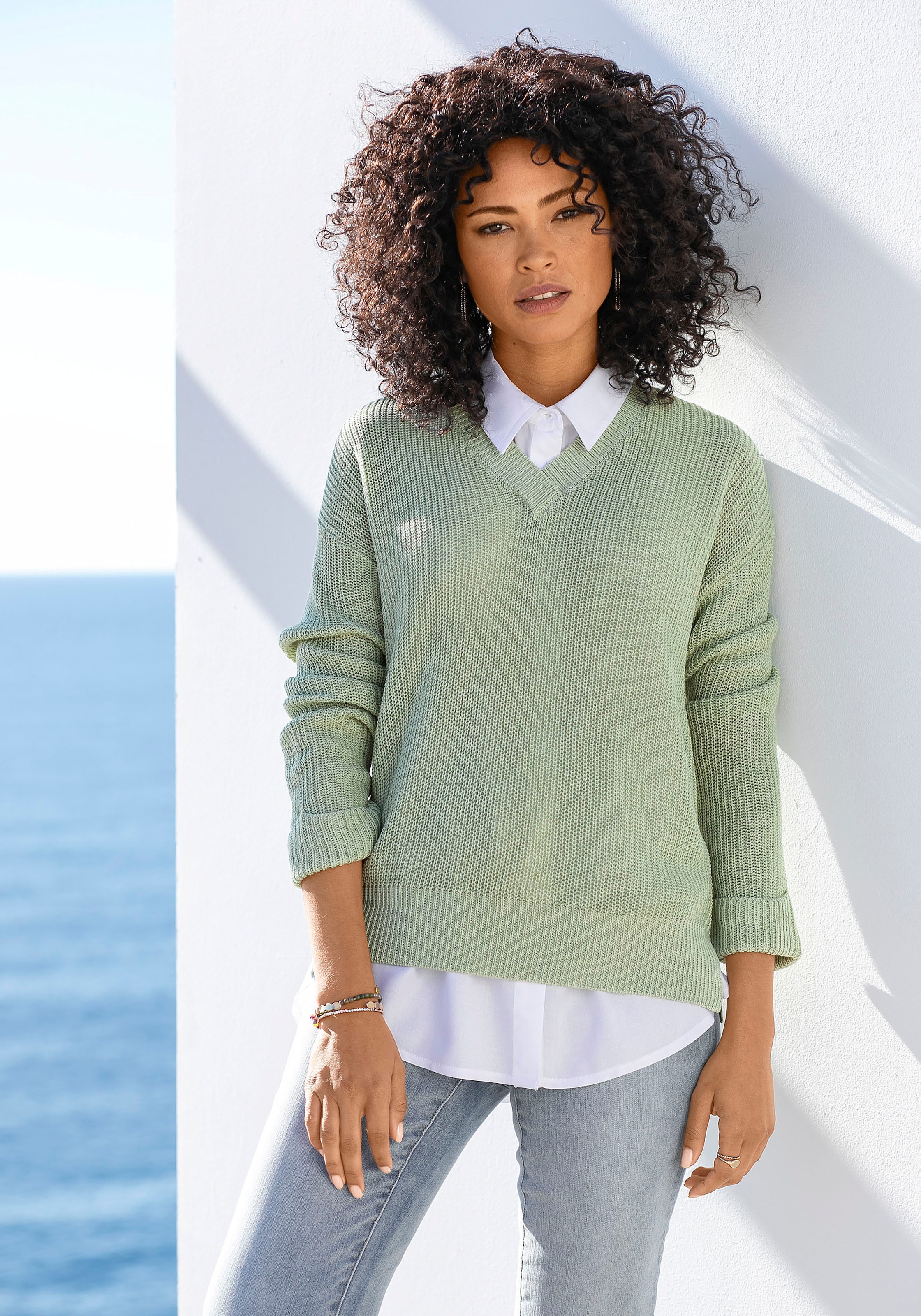 LASCANA V-Ausschnitt-Pullover , aus weichem Strick, bequemer Damenpullover