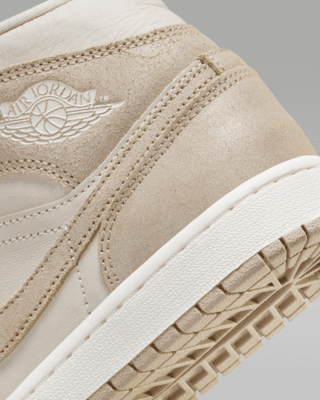 Air Jordan 1 Mid SE Women's Shoes