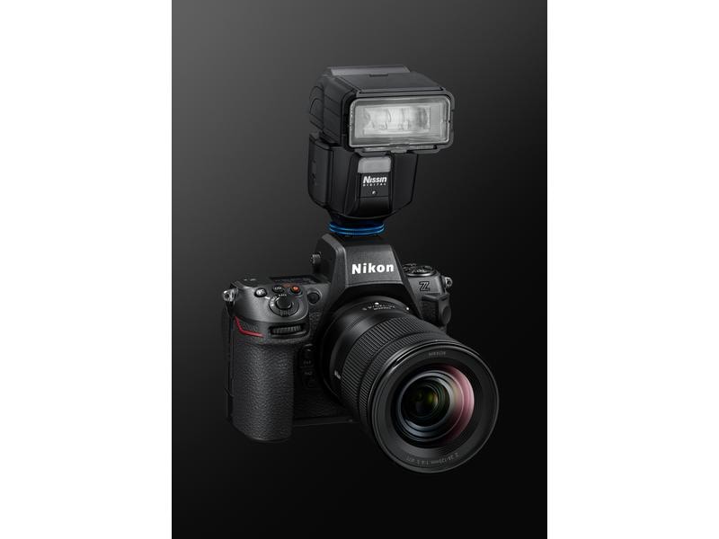Nikon Fotokamera Z8 24-120 KIT Vollformat-Hybridkamera