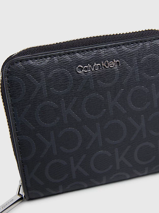 Carteira com fecho de correr e logotipo RFID.